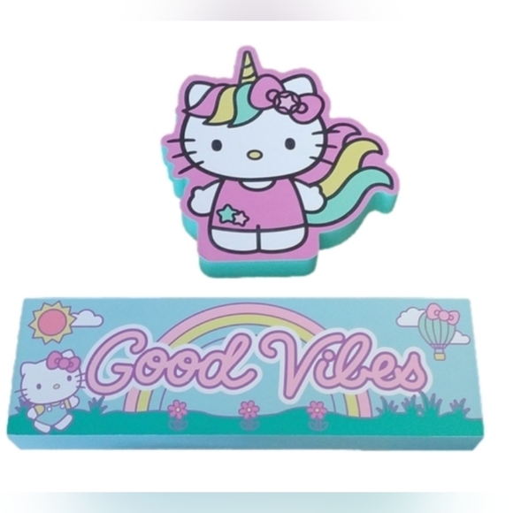 Sanrio Hello Kitty Decor Unicorn Wooden Signs Good Vibes, set of 2 - Picture 1 of 10